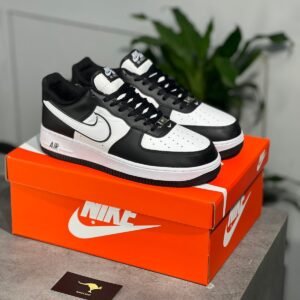 NIKE AF1