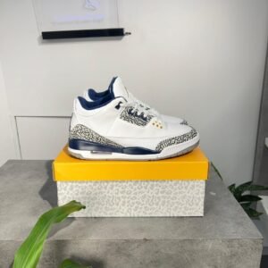NIKE JORDAN RETRO 3