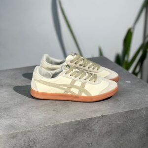 ONITSUKA TIGER